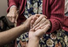 State pensioners issued major winter fuel warning as 9 millions set to get cash