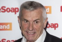 Soap legend flooded with support after announcing wife’s tragic death