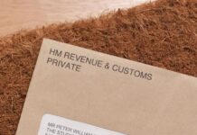 HMRC issues payslip warning in December